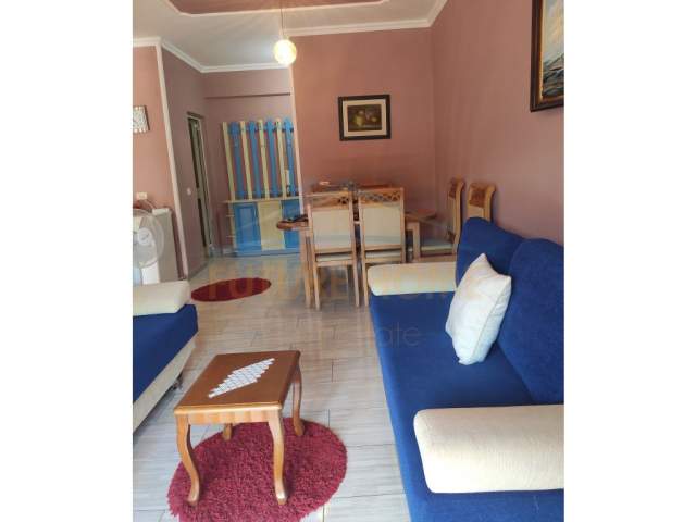 Durres, jepet me qera apartament 1+1+BLK Kati 2, 63 m² 250 Euro (Plazh)