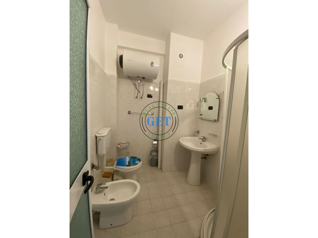 Shitet, Apartament 3+1+2, Rrota e Kuqe, Plazh, Durres