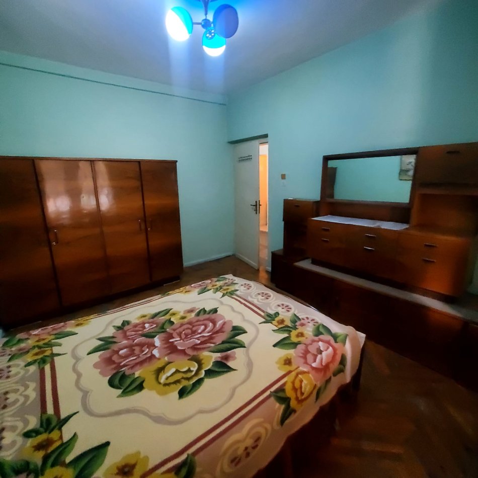 Tirane, jepet me qera 2+1+Ballkon Kati 2, 75 m² 400 € (Medreseja)