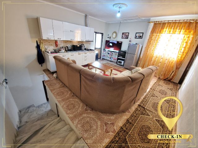 Tirane, jepet me qera apartament 2+1+A+BLK Kati 2, 100 m² 300 Euro (Astir)