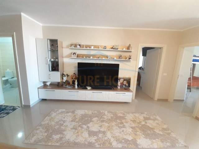Durres, shitet apartament 2+1 Kati 11, 116 m² 98.000 Euro (Prane Markates)