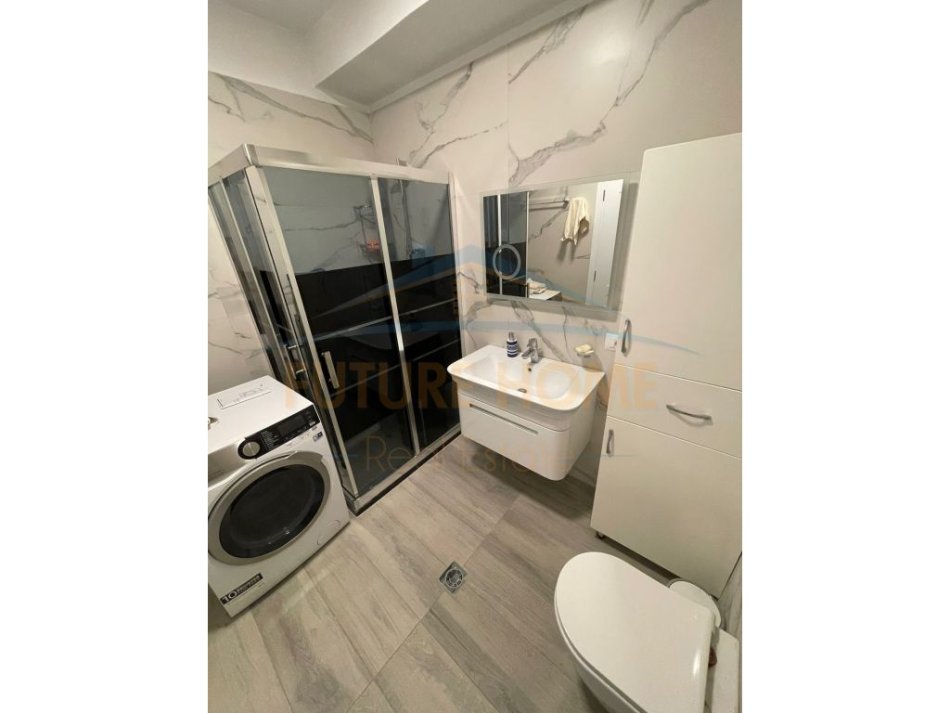 Tirane, shitet apartament 2+1 Kati 7, 115 m² 160.000 € (Misto Mame)