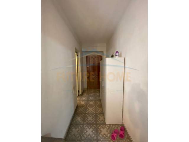 Tirane, jepet me qera apartament 3+1+A+BLK Kati 2, 140 m² 500 Euro (Rruga e Kavajes) PARK27627