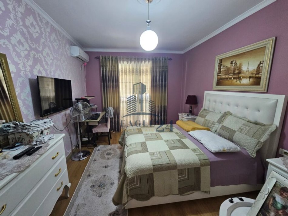 Tirane, shes apartament 3+1+Ballkon Kati 7, 144 m² 175.000 € (ASTIR)