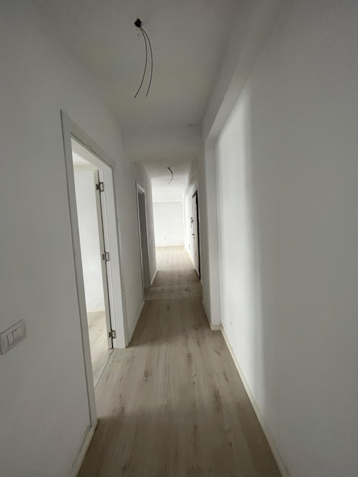 Tirane, jepet me qera apartament 2+1 Kati 1, 76 m² 550 € (Kodra e Diellit)