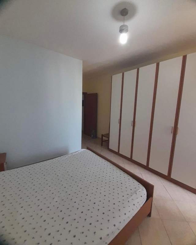 Tirane, jepet me qera apartament 2+1+A+BLK Kati 6, 92 m² 40.000 Leke (tregu elektrik)