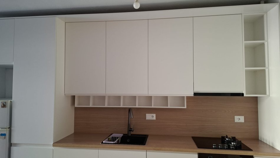 Tirane, jepet me qera apartament 2+1 Kati 1, 76 m² 400 € (kombinat)