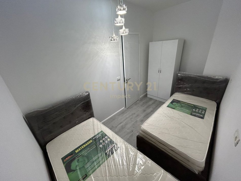 Tirane, jepet me qera apartament 2+1 Kati 3, 78 m² 650 € (5 Maji)