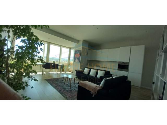 Tirane, jepet me qera apartament 2+1+A+BLK Kati 12, 124 m² 1.000 Euro (Rruga 4 Deshmoret)