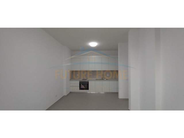 Tirane, jepet me qera apartament 2+1+A+BLK Kati 2, 95 m² 500 Euro (Rruga e Dibres)