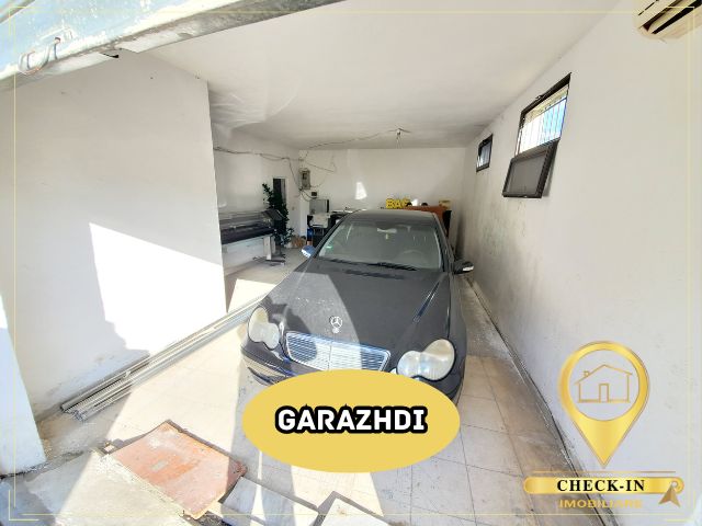 Tirane, jepet me qera apartament 2+1+A+BLK Kati 2, 100 m² 300 Euro (Astir)