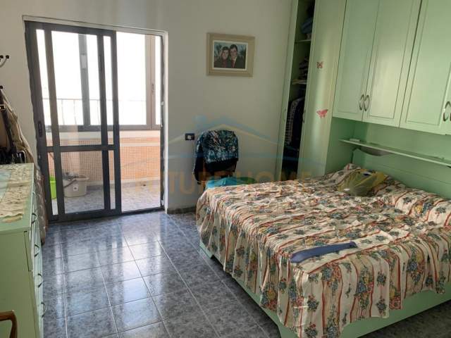 Durres, shitet apartament 3+1+BLK Kati 3, 138 m² 90.000 Euro (Plazh, Durres)