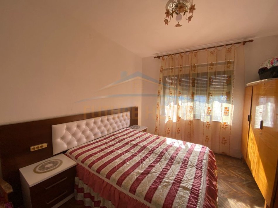 Durres, shitet apartament 2+1 Kati 2, 95 m² 75.000 € (Shkozet, Durrës)