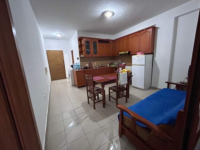 Tirane, jepet me qera apartament 2+1 Kati 4, 80 m² 35.000 Leke (pas Fakultetit te Mjeksise)