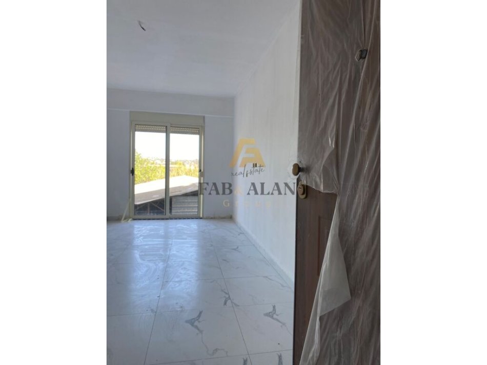 Vlore, shitet garsonier , Kati 2, 35 m² 70,000 € (Lungomare, Vlore)