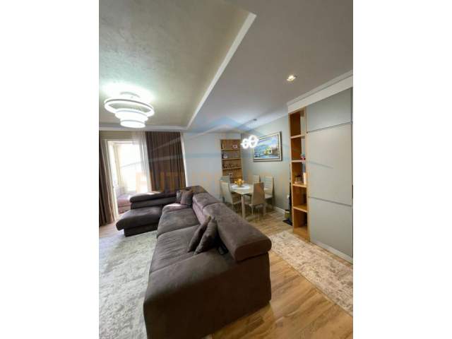 Tirane, shitet apartament 2+1+BLK 112 m² 100.000 Euro (Prane Casa Italias)