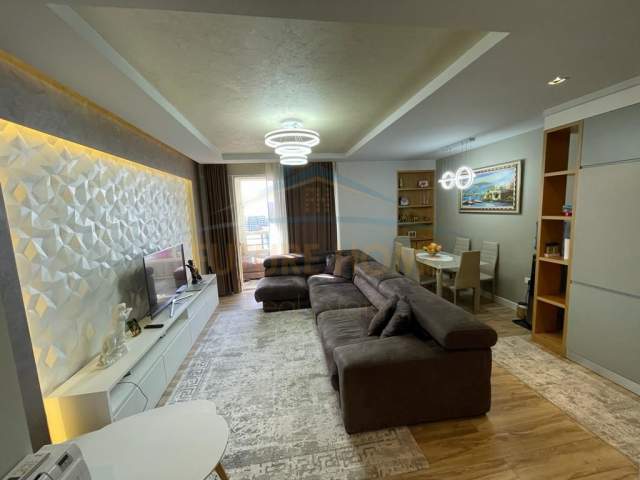 Tirane, shitet apartament 2+1+BLK 112 m² 100.000 Euro (Prane Casa Italias)