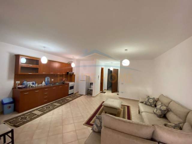 Durres, jepet me qera apartament 1+1+BLK Kati 4, 80 m² 400 Euro (Vollga, Durrës)