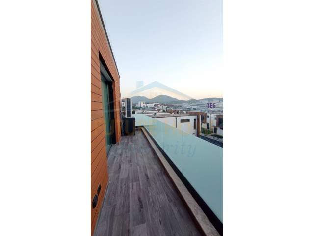Tirane, jepet me qera apartament 3+1+BLK Kati 2, 146 m² 1.700 Euro (TEG)