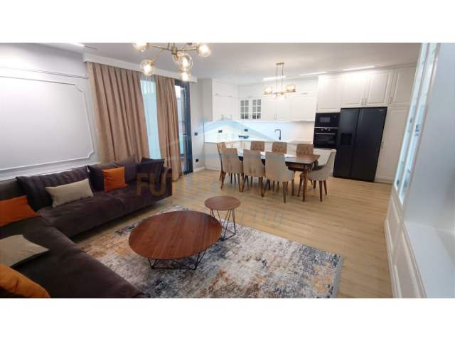 Tirane, jepet me qera apartament 3+1+BLK Kati 2, 146 m² 1.700 Euro (TEG)