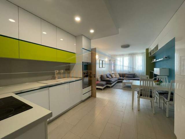 Tirane, shitet apartament 3+1+A+BLK Kati 7, 112 m² 179.000 Euro (Kompleksi Kontakt) PARK28540