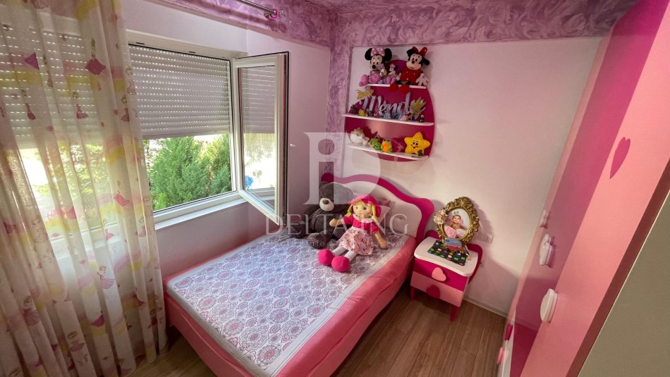 Tirane, shitet apartament 3+1+Aneks+Ballkon Kati 3, 128 m² 268.000 € (Liqeni i Thate Kompleksi FZ)