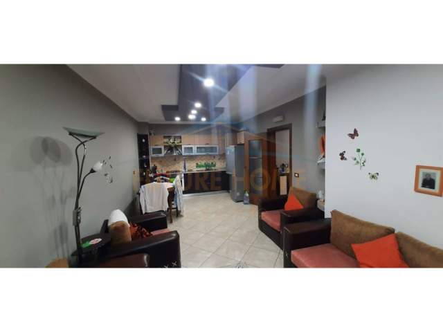 Durres, ofert apartament 2+1+BLK Kati 2, 99 m² 100.000 Euro (Gjykata)