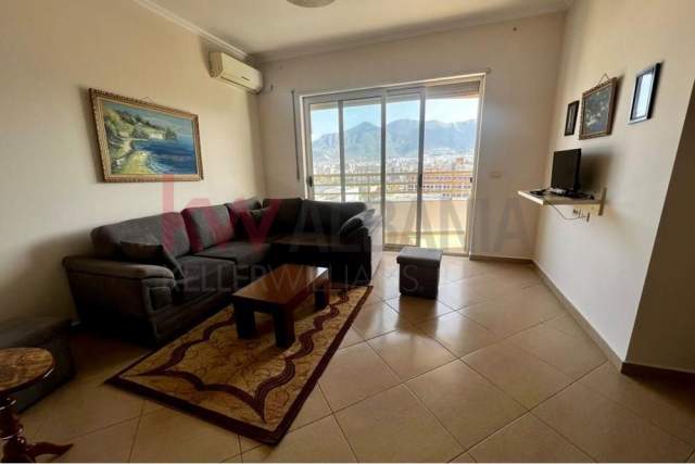 Tirane, jepet me qera apartament 2+1+BLK Kati 5, 95 m² 600 Euro (Kompleksi Panorama)