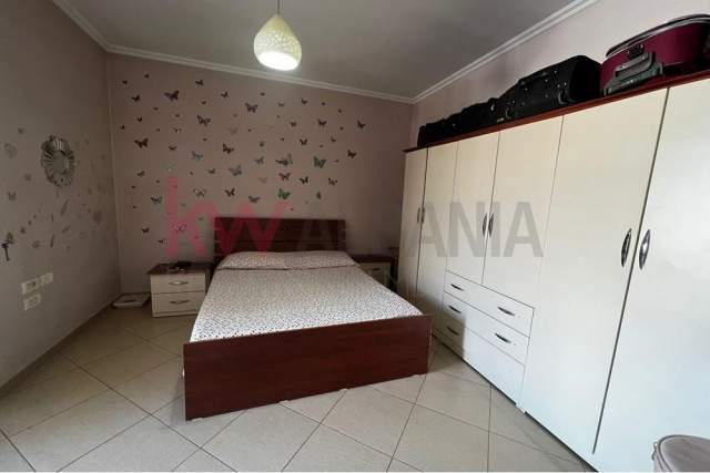 Tirane, jepet me qera apartament 2+1+BLK Kati 5, 95 m² 600 Euro (Kompleksi Panorama)
