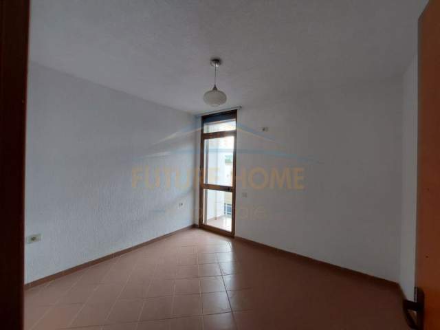 Durres, ofert apartament 2+1+BLK Kati 4, 75 m² 50.000 Euro (Shkembi i Kavajes)