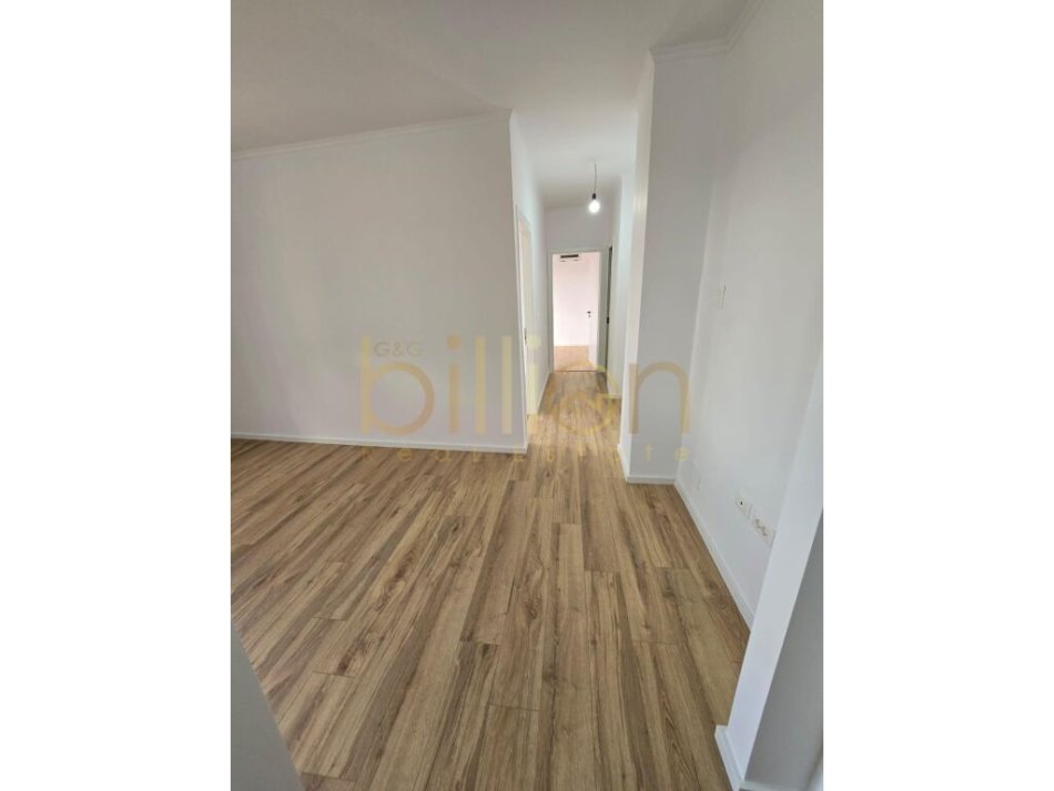 TEK XHAMLLIKU OFROJME APARTAMENT 2+1 PER SHITJE, ID: Billion3365