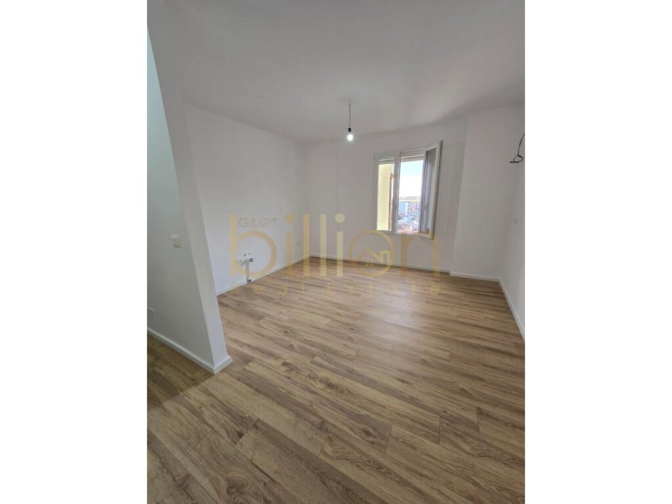 TEK XHAMLLIKU OFROJME APARTAMENT 2+1 PER SHITJE, ID: Billion3365