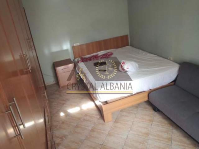 Tirane, jepet me qera apartament 1+1+BLK Kati 2, 65 m² 50.000 Leke (Rruga Bardhyl)
