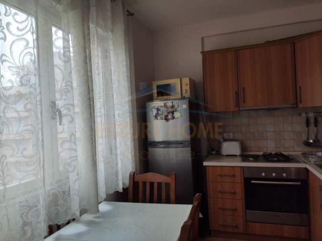 Durres, jepet me qera apartament 2+1+BLK Kati 5, 106 m² 400 Euro (Vollga)