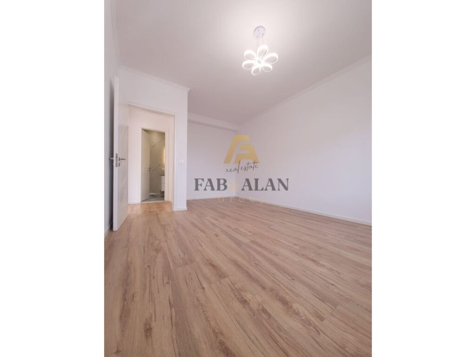 Tirane, shitet apartament 2+1, Kati 7, 95 m² 210,000 € (Zogu i Zi)