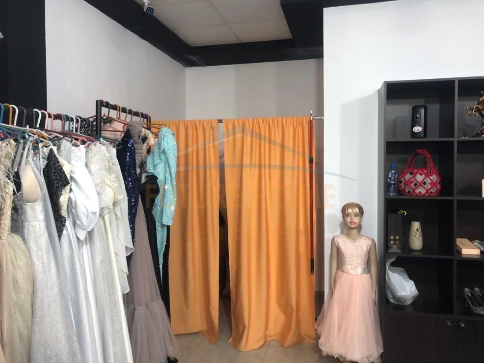 Durres, shitet ambjent biznesi Kati 1, 55 m² 100.000 € (Stacioni i Trenit, Durrës)