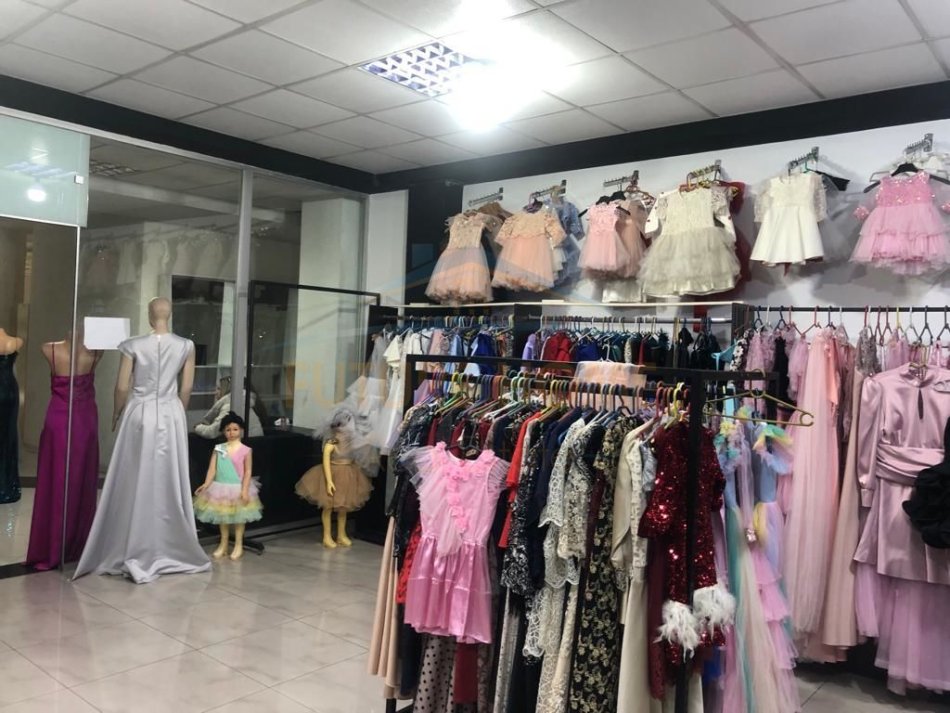 Durres, shitet ambjent biznesi Kati 1, 55 m² 100.000 € (Stacioni i Trenit, Durrës)