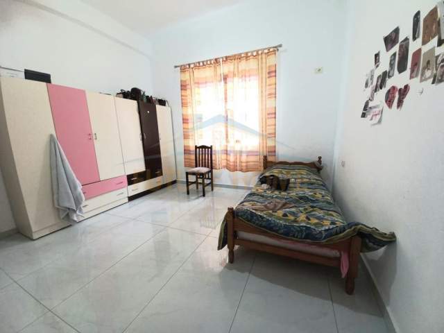 Tirane, shitet Vile Kati 2, 350 m² 350.000 Euro (Selitë) PARK28879