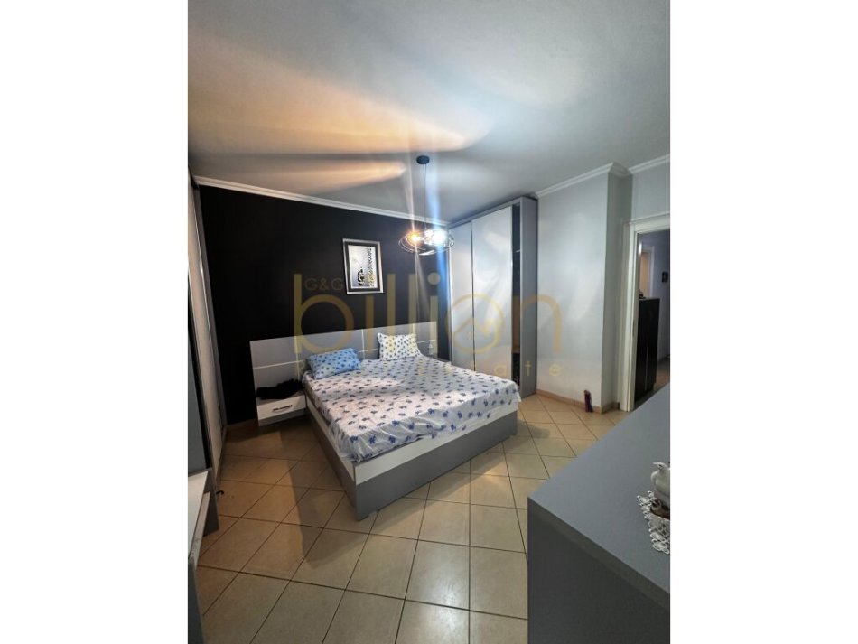 NE ASTIR, OFROJME APARTAMENT 1+1 PER SHITJE, ID: Billion3432