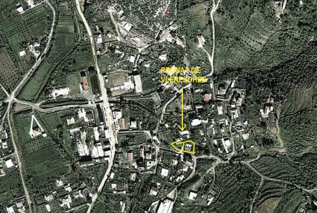 Lezhe, shitet Truall dhe Ndertese 300 m2 dhe 110 m2, 950.400 Leke (Spiten)