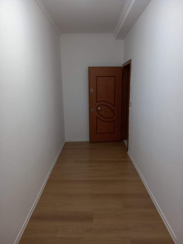 Tirane, shes apartament 1+1+A+BLK Kati 8, 75 m² 66.000 Euro (Yzberish)