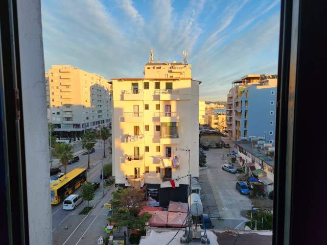 Durres, jepet me qera apartament 1+1+A Kati 5, 45 m² 150 Euro (hotel Lubjana, Durres)