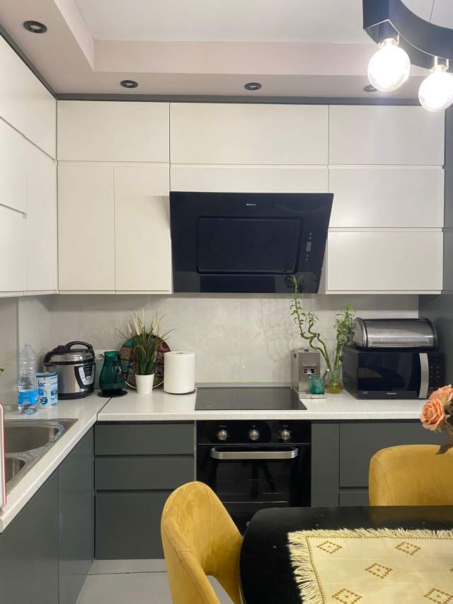 Tirane, jepet me qera apartament 1+1+BLK Kati 7, 68 m² 850 Euro (rruga Gjik Kuqali)