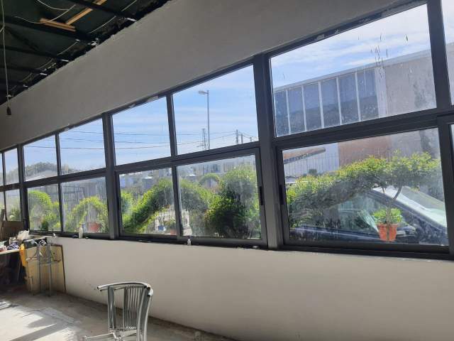 Tirane, jepet me qera apartament 1+1 Kati 1, 100 m² 500 Euro (Pjeter Budi)