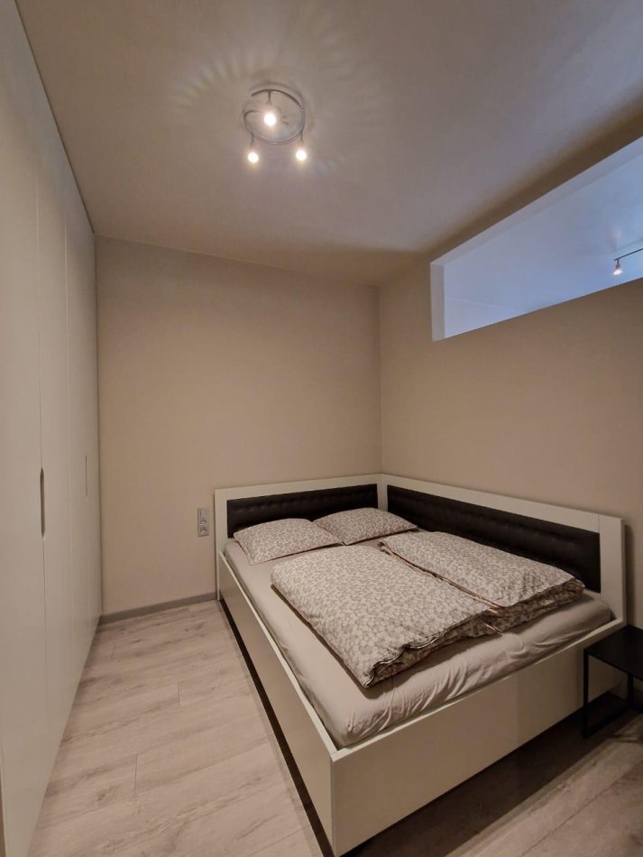 Tirane, jepet me qera apartament 1+1 Kati 3, 50 m² 600 € (KOPSHTI ZOOLOGJIK)