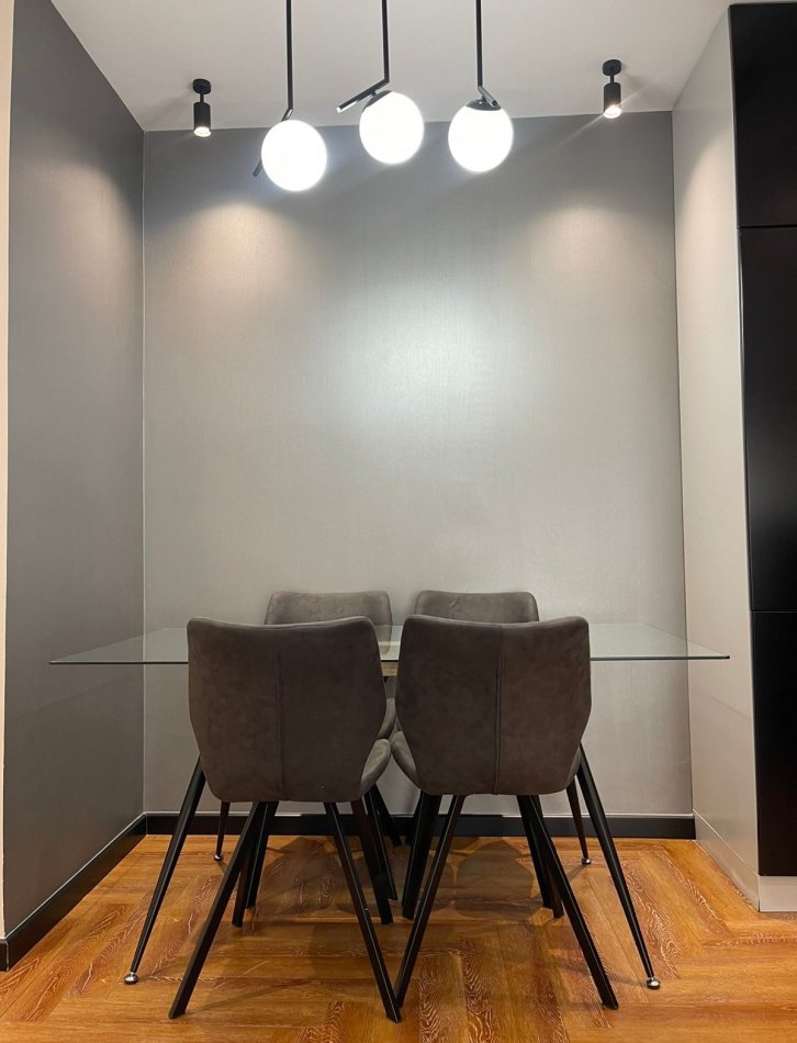 Tirane, shitet apartament 2+1+Ballkon Kati 6, 106 m² 240.000 € (Rruga Panorama, Kompleksi Quartum)