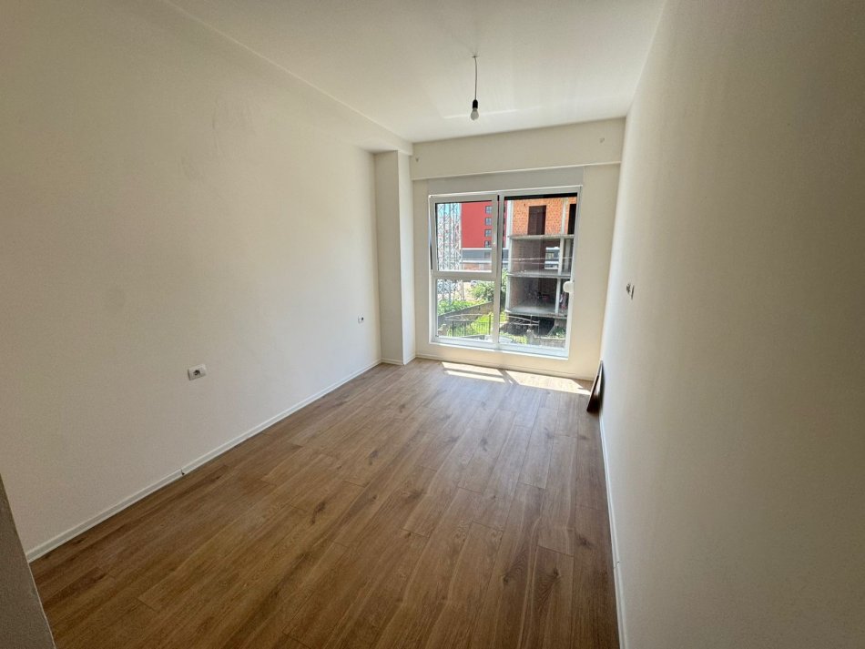 Tirane, jepet me qera apartament 2+1 Kati 2, 90 m² 450 € (rruga jordan misja)