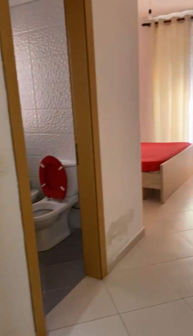 Tirane, jepet me qera apartament 2+1+BLK Kati 3, 100 m² 450 Euro (mbikalimi i komunes,rruga rrexhep Pinari)