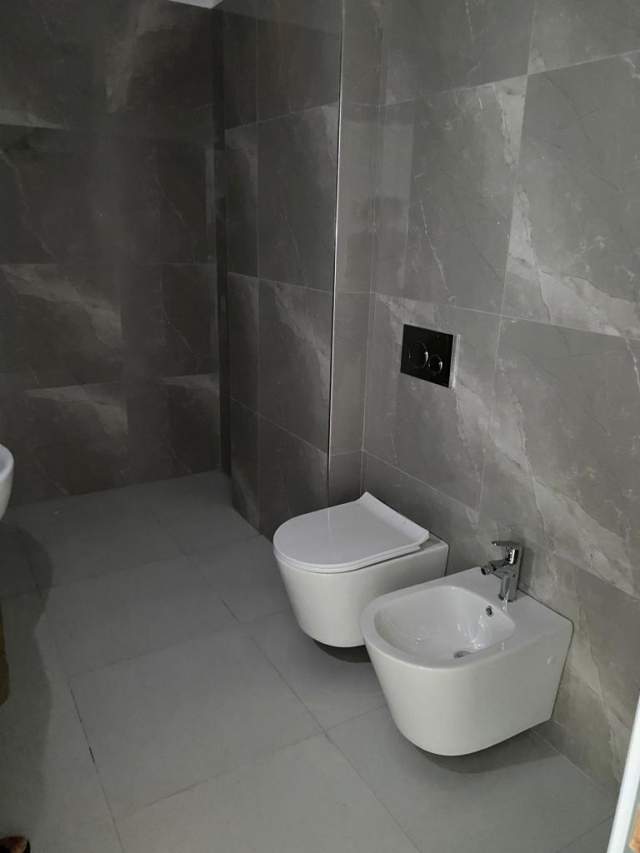 Tirane, jepet me qera apartament 1+1+BLK Kati 2, 70 m² 350 Euro (Rruga Kongresi i Manastirit)
