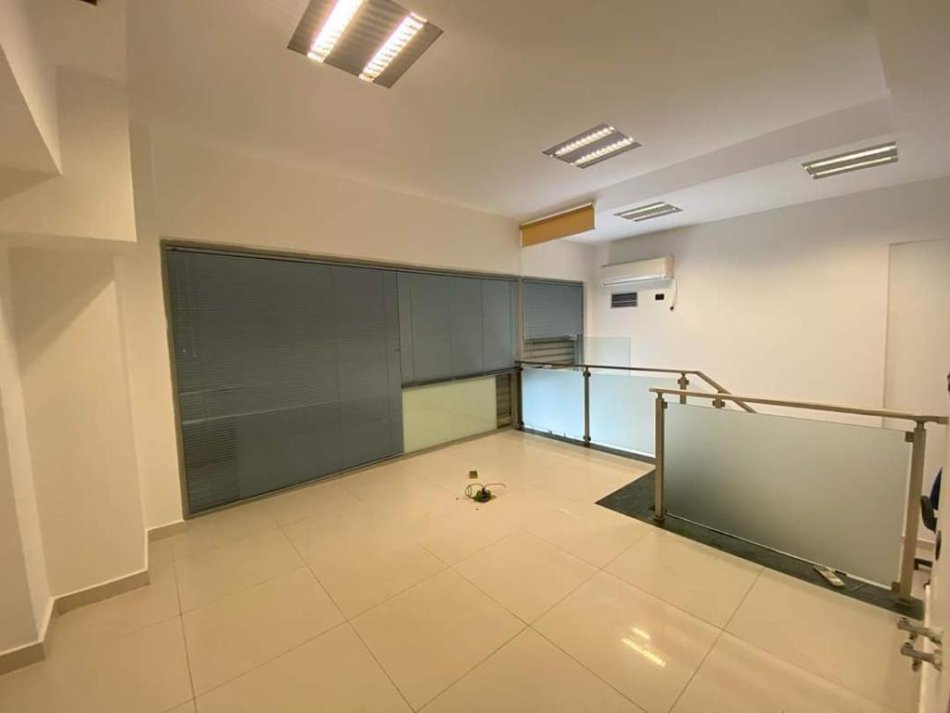 Tirane, shitet ambjent biznesi Kati 1, 40 m² 65.000 € (Kodra Diellit )